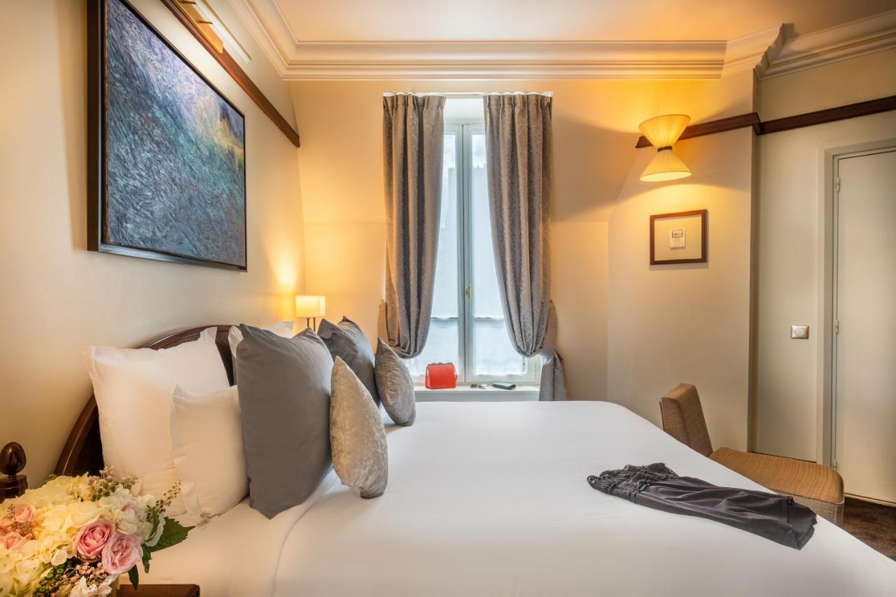 Hotel Pont Royal Paris Exteriör bild A room at the hotel